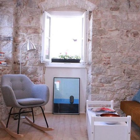 Books&Bells Appartement Split Buitenkant foto
