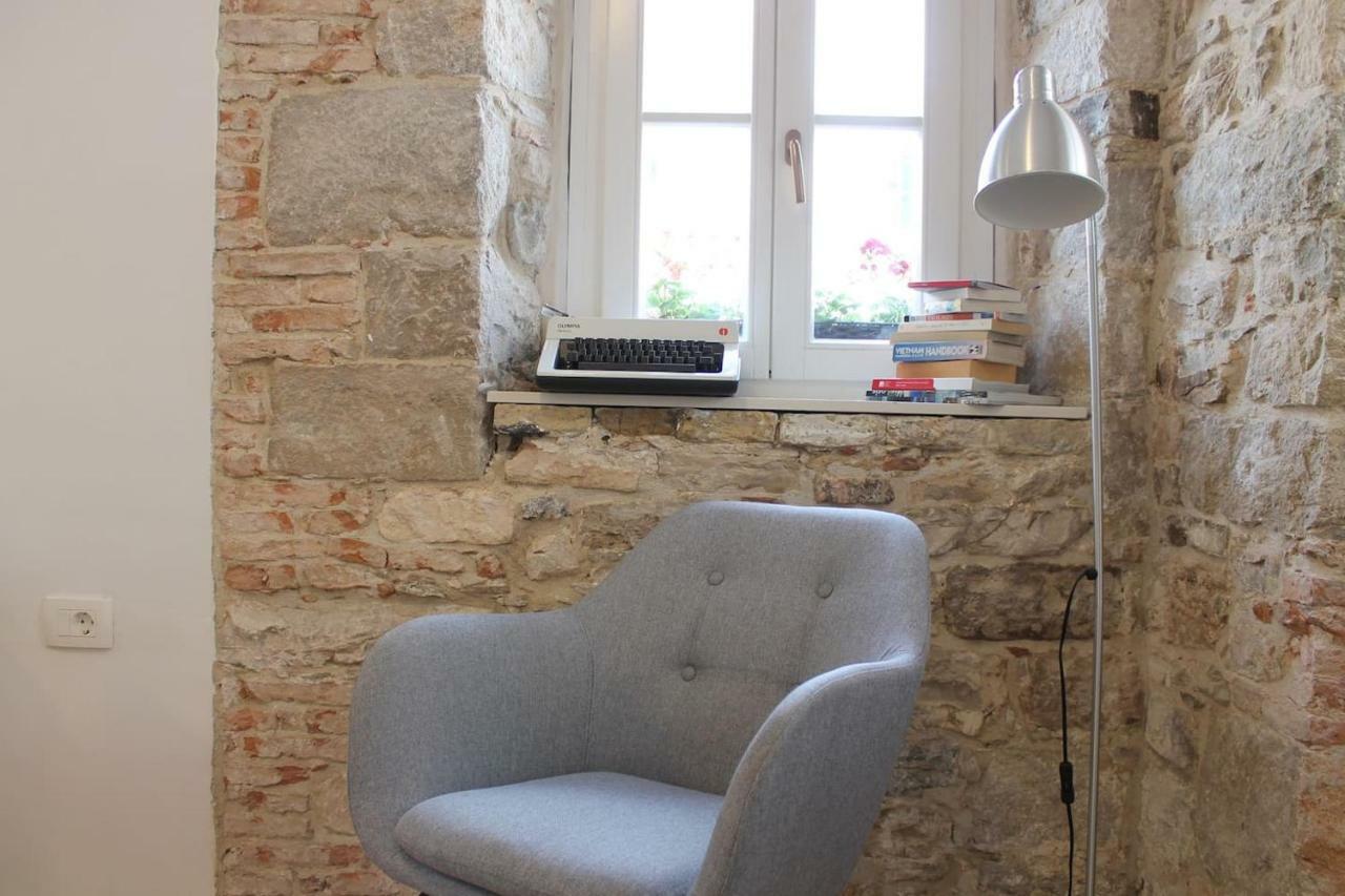 Books&Bells Appartement Split Buitenkant foto